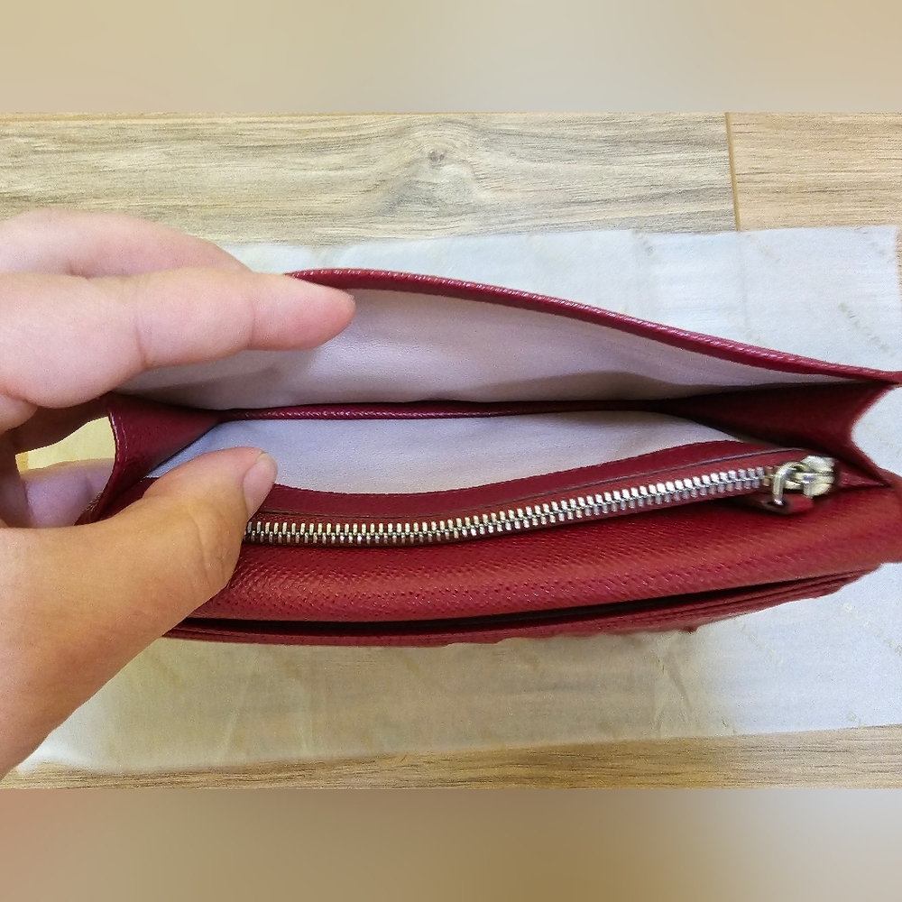 โค๏ธ๐HOST PICK๐โค๏ธBVLGARI B ZERO 1 Circle Logo Long Wallet Ruby - Picture 9 of 17